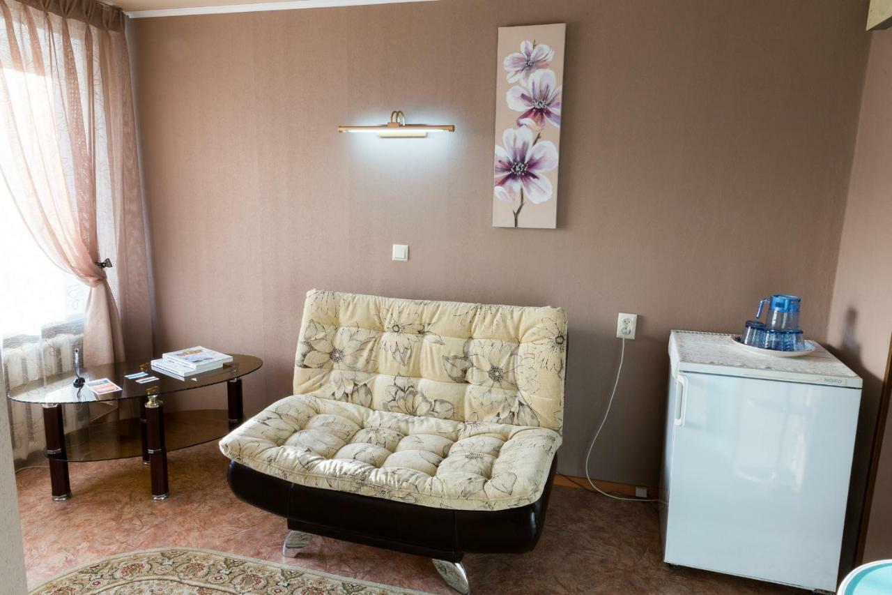 Tourist Hotel Ustʼ-Kamenogorsk Εξωτερικό φωτογραφία