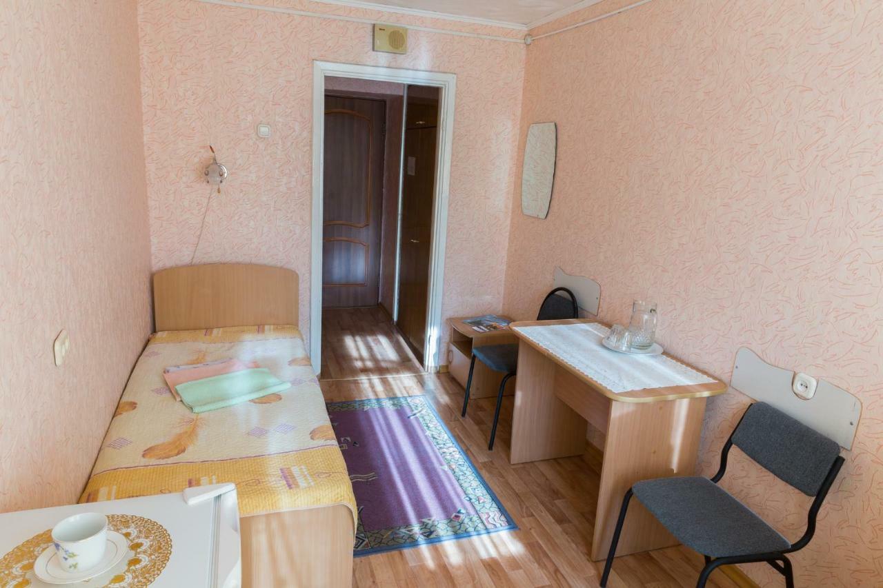 Tourist Hotel Ustʼ-Kamenogorsk Εξωτερικό φωτογραφία