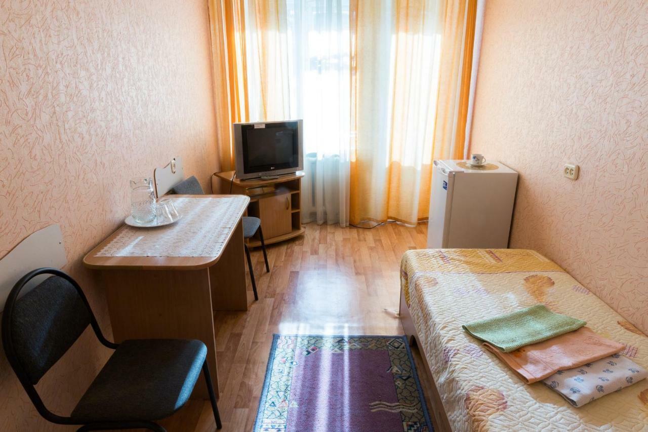 Tourist Hotel Ustʼ-Kamenogorsk Εξωτερικό φωτογραφία