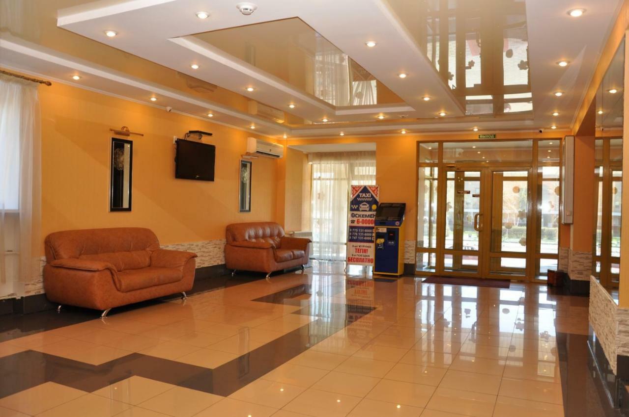 Tourist Hotel Ustʼ-Kamenogorsk Εξωτερικό φωτογραφία