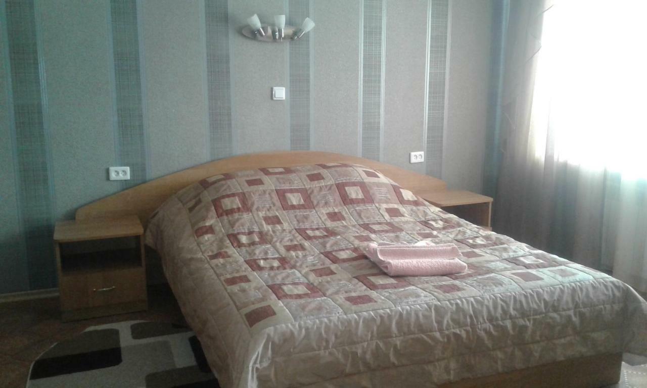 Tourist Hotel Ustʼ-Kamenogorsk Δωμάτιο φωτογραφία